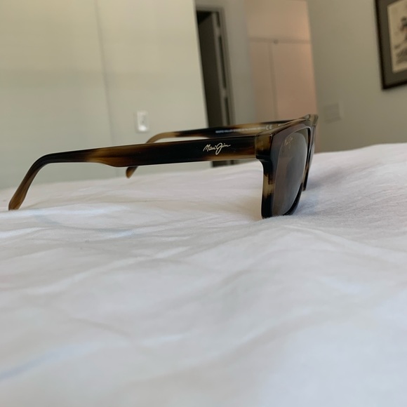 Maui Jim Accessories Maui Jim Waipio Valley Polarized Glasses Poshmark